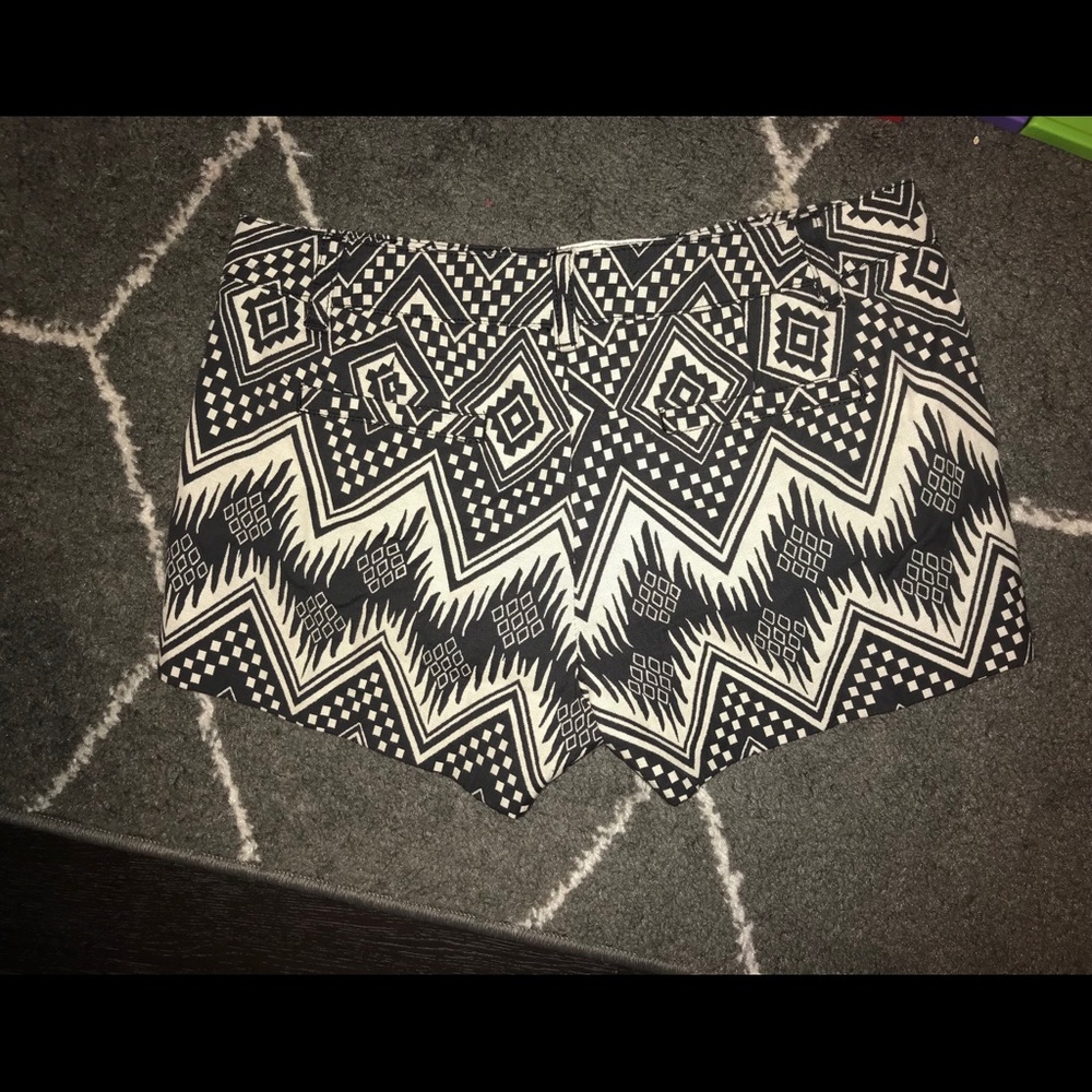 J CrewNWT womans geometric shorts 2